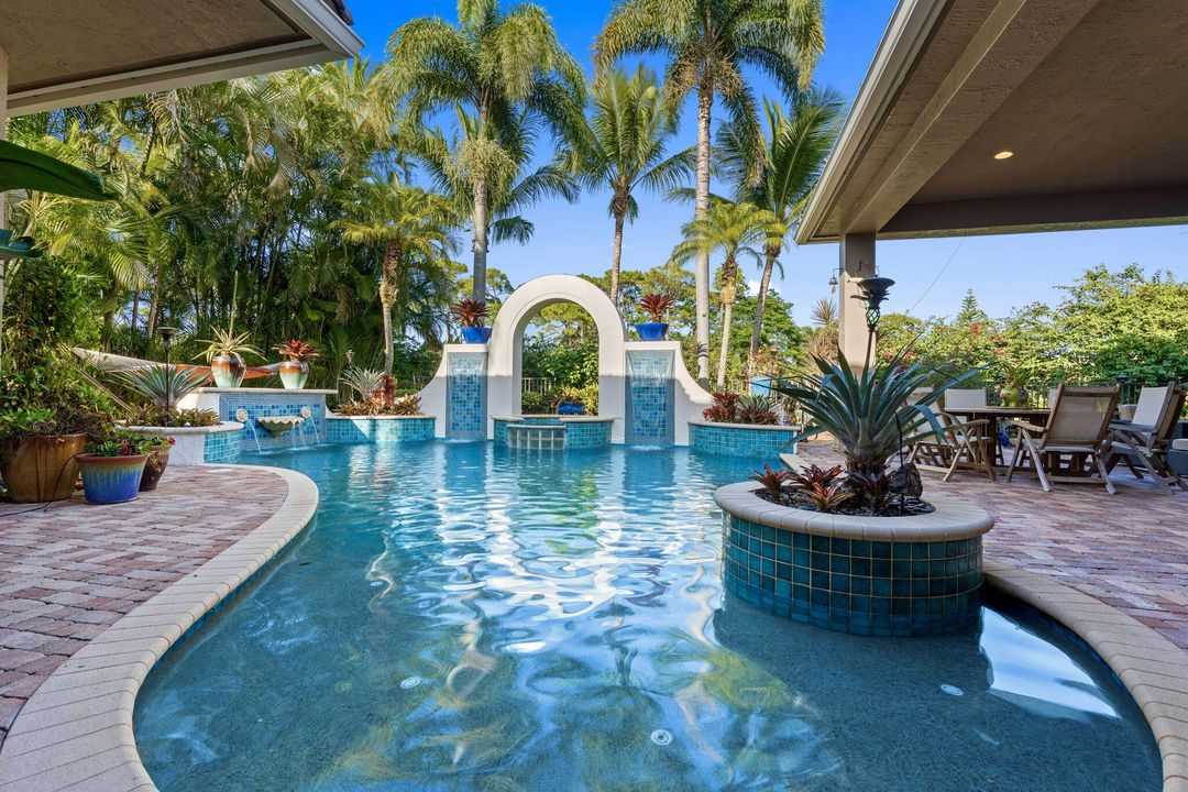 For Sale: $1,450,000 (4 beds, 3 baths, 3629 Square Feet)