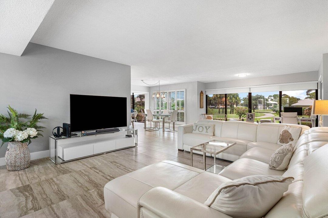 待售: $660,000 (2 贝兹, 2 浴室, 1737 平方英尺)