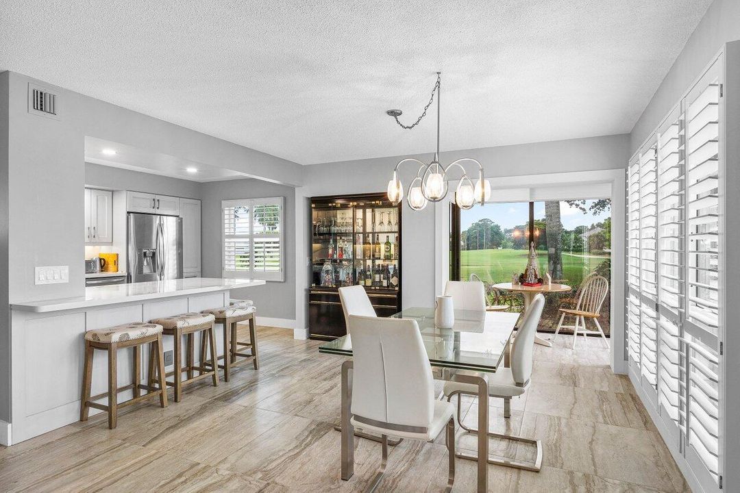 待售: $660,000 (2 贝兹, 2 浴室, 1737 平方英尺)