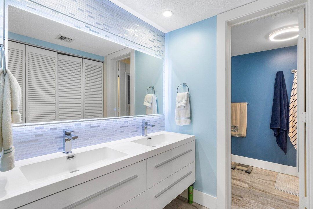 待售: $660,000 (2 贝兹, 2 浴室, 1737 平方英尺)