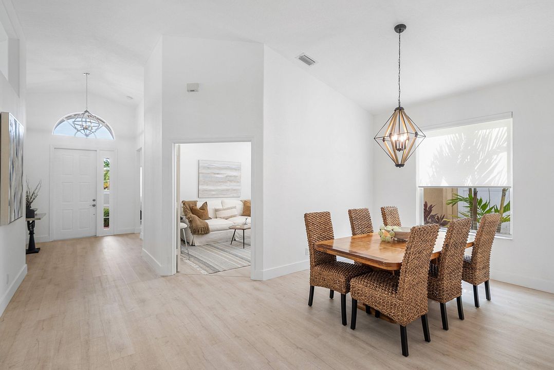 待售: $570,000 (2 贝兹, 2 浴室, 1936 平方英尺)