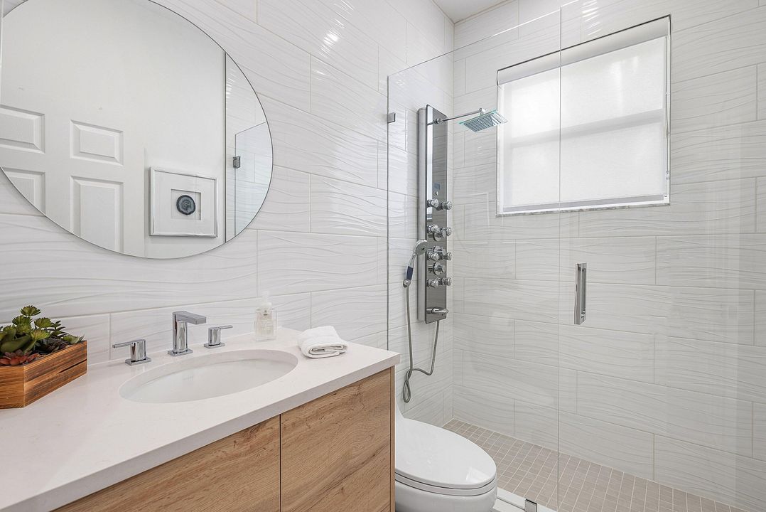 待售: $570,000 (2 贝兹, 2 浴室, 1936 平方英尺)