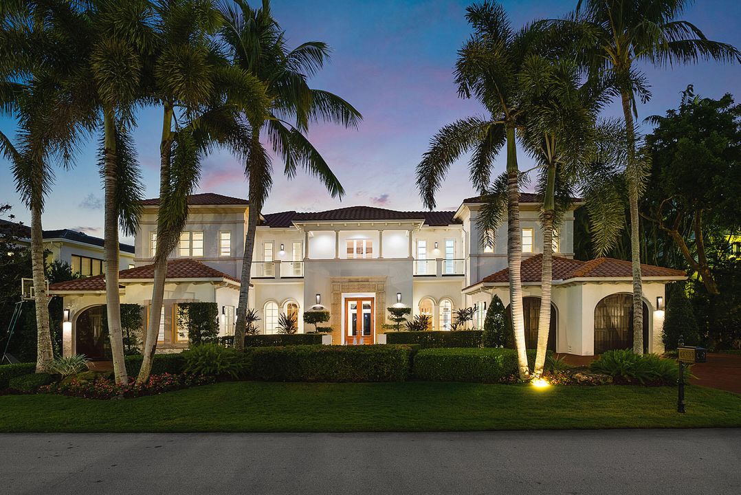 На продажу: $9,450,000 (6 спален, 7 ванн, 8190 Квадратных фут)