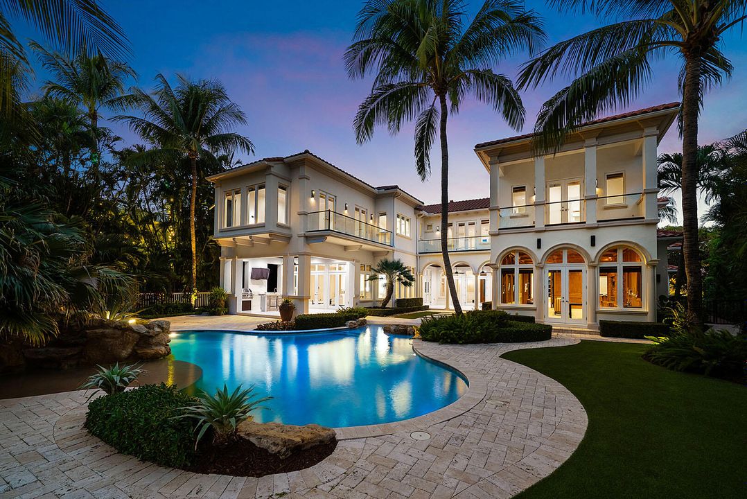 На продажу: $9,450,000 (6 спален, 7 ванн, 8190 Квадратных фут)