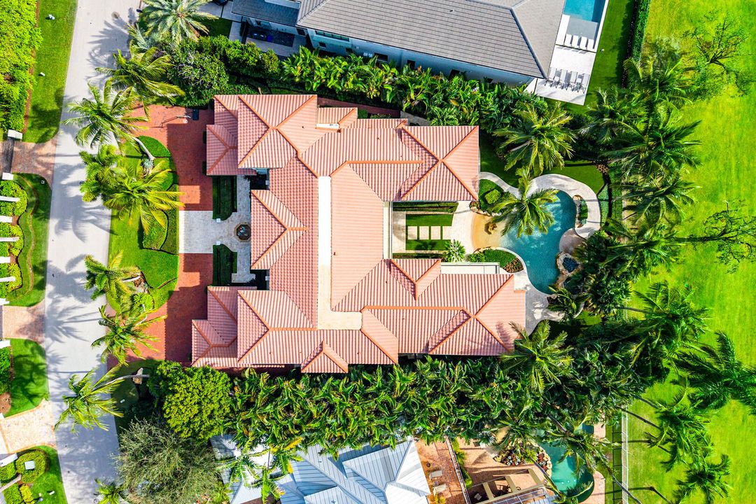 На продажу: $9,450,000 (6 спален, 7 ванн, 8190 Квадратных фут)