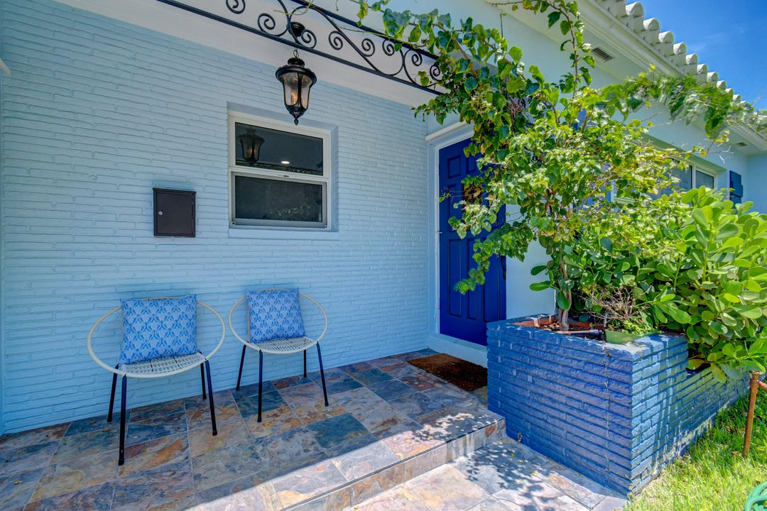 For Rent: $7,000 (3 beds, 2 baths, 1364 Square Feet)