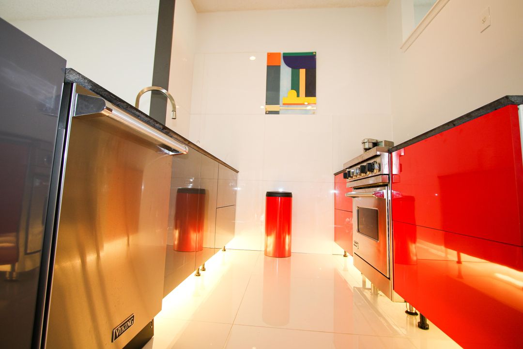 For Rent: $5,000 (3 beds, 2 baths, 1408 Square Feet)