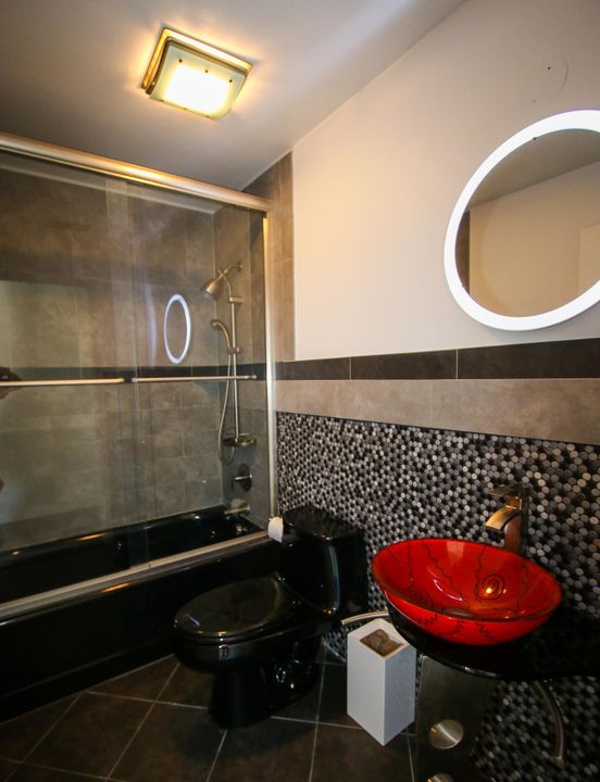 For Rent: $5,000 (3 beds, 2 baths, 1408 Square Feet)