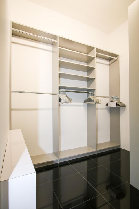 For Rent: $5,000 (3 beds, 2 baths, 1408 Square Feet)