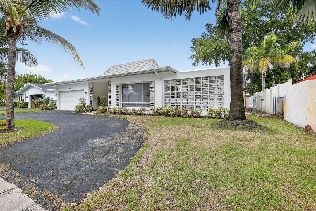 En Venta: $659,900 (3 camas, 2 baños, 1792 Pies cuadrados)