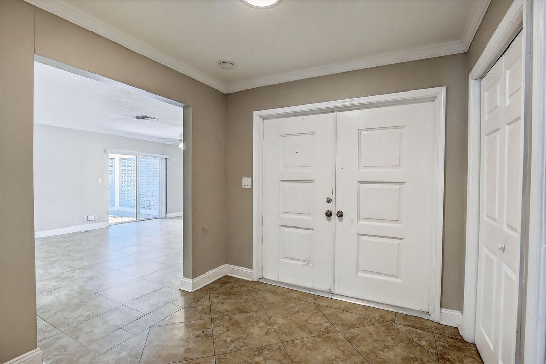 En Venta: $659,900 (3 camas, 2 baños, 1792 Pies cuadrados)