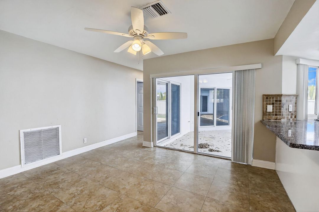 En Venta: $659,900 (3 camas, 2 baños, 1792 Pies cuadrados)