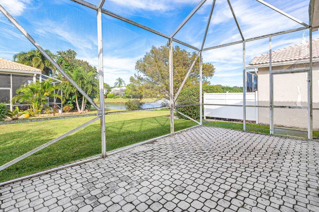 На продажу: $649,000 (3 спален, 2 ванн, 2072 Квадратных фут)