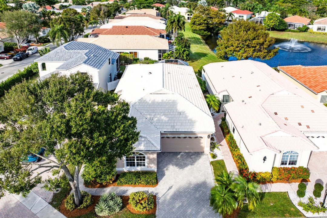 На продажу: $649,000 (3 спален, 2 ванн, 2072 Квадратных фут)