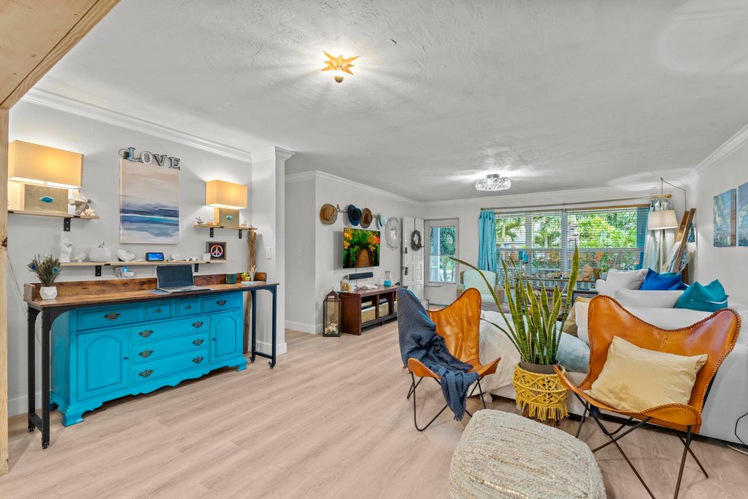 En Venta: $785,000 (3 camas, 3 baños, 1648 Pies cuadrados)