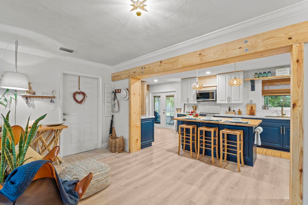 En Venta: $785,000 (3 camas, 3 baños, 1648 Pies cuadrados)