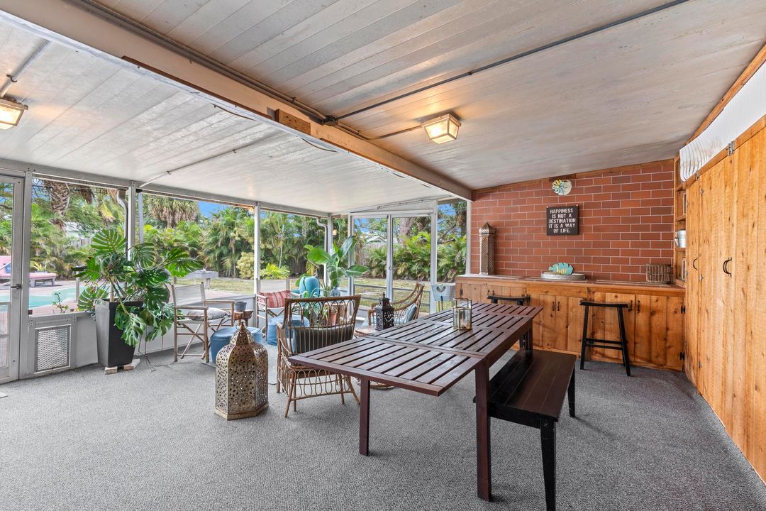 En Venta: $785,000 (3 camas, 3 baños, 1648 Pies cuadrados)