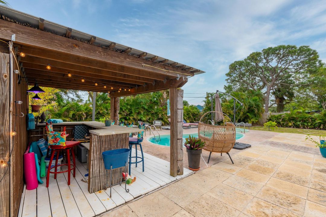 En Venta: $785,000 (3 camas, 3 baños, 1648 Pies cuadrados)