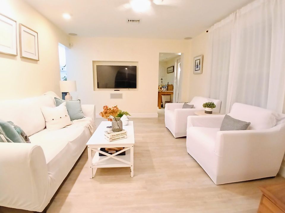 En Venta: $1,300,000 (0 camas, 0 baños, 2286 Pies cuadrados)