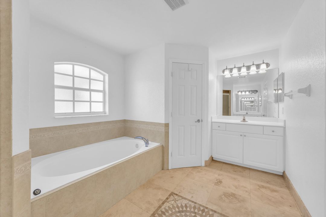 For Rent: $3,000 (4 beds, 3 baths, 2371 Square Feet)