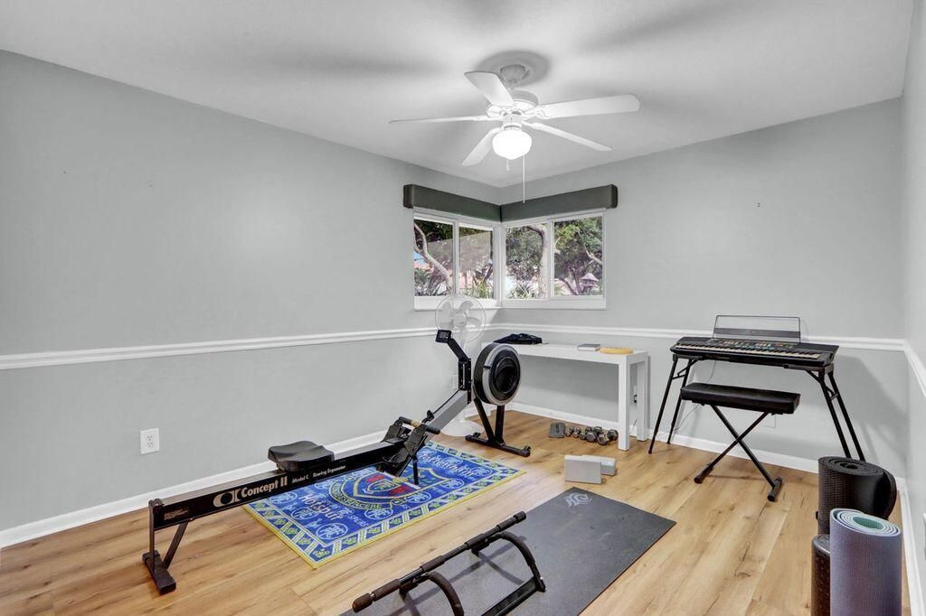 For Rent: $7,000 (4 beds, 2 baths, 2081 Square Feet)