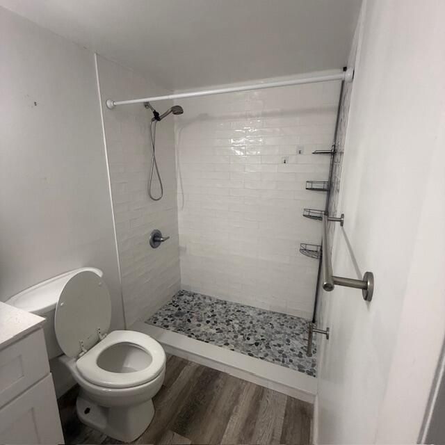 For Sale: $120,000 (1 beds, 1 baths, 600 Square Feet)