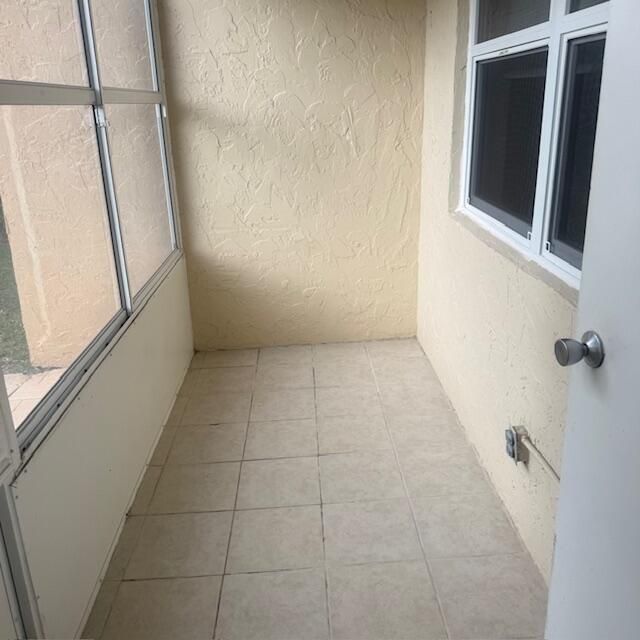 For Sale: $120,000 (1 beds, 1 baths, 600 Square Feet)