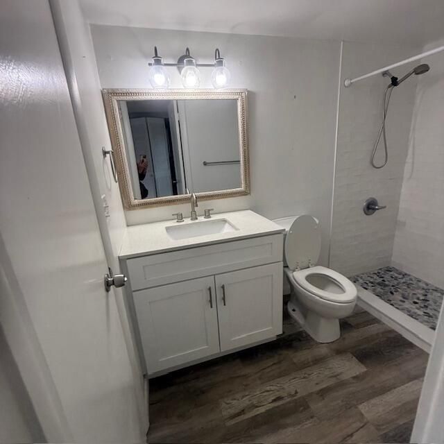 For Sale: $120,000 (1 beds, 1 baths, 600 Square Feet)