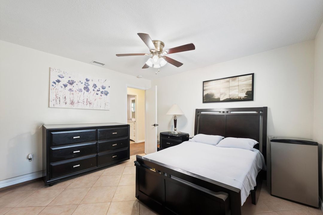 For Sale: $705,000 (4 beds, 2 baths, 1976 Square Feet)