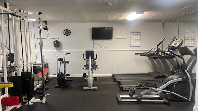 For Sale: $120,000 (1 beds, 1 baths, 600 Square Feet)