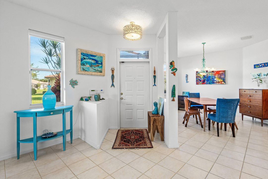 En Venta: $425,000 (3 camas, 2 baños, 1580 Pies cuadrados)