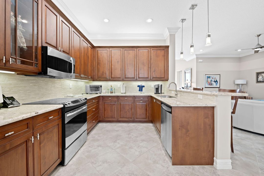 En Venta: $599,000 (2 camas, 2 baños, 1782 Pies cuadrados)