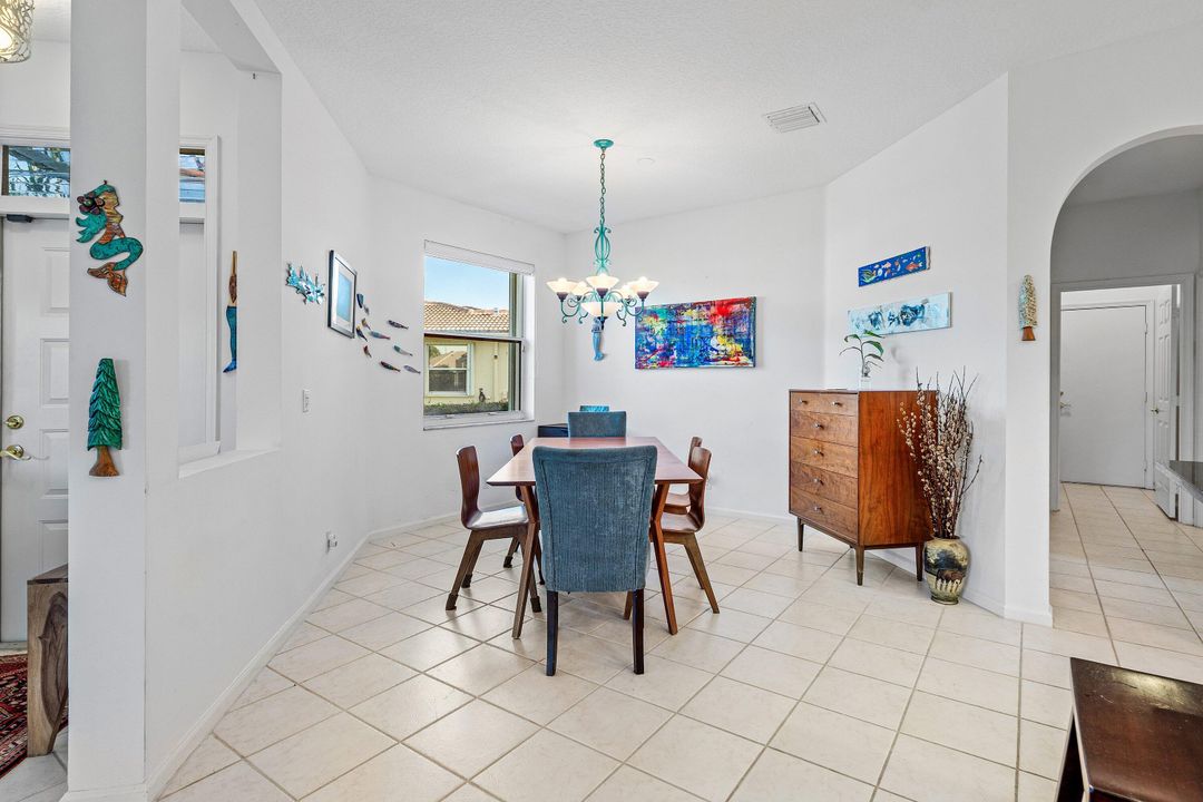 En Venta: $425,000 (3 camas, 2 baños, 1580 Pies cuadrados)