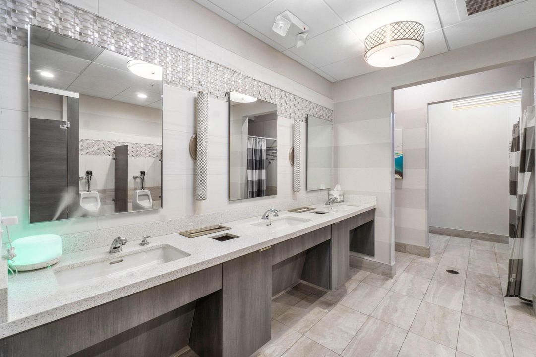 En Venta: $425,000 (3 camas, 2 baños, 1580 Pies cuadrados)