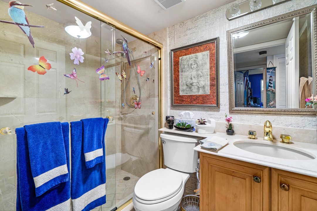 For Sale: $999,000 (3 beds, 2 baths, 1978 Square Feet)