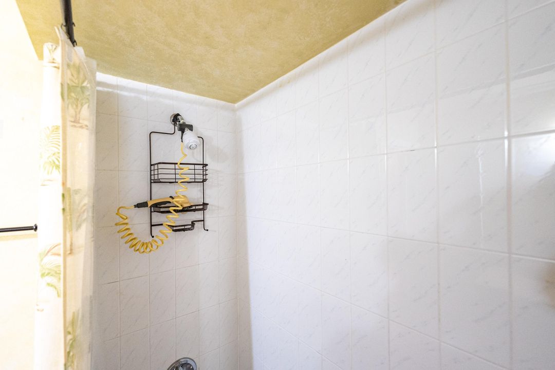 На продажу: $350,000 (2 спален, 2 ванн, 1770 Квадратных фут)