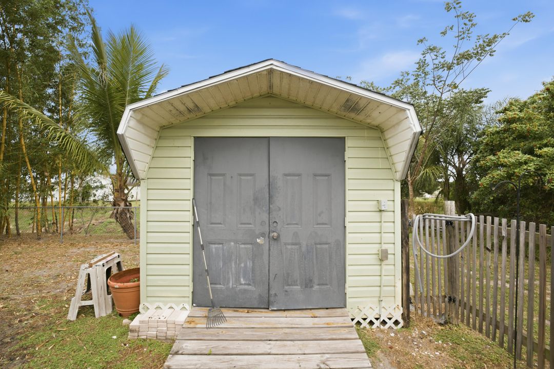 На продажу: $350,000 (2 спален, 2 ванн, 1770 Квадратных фут)