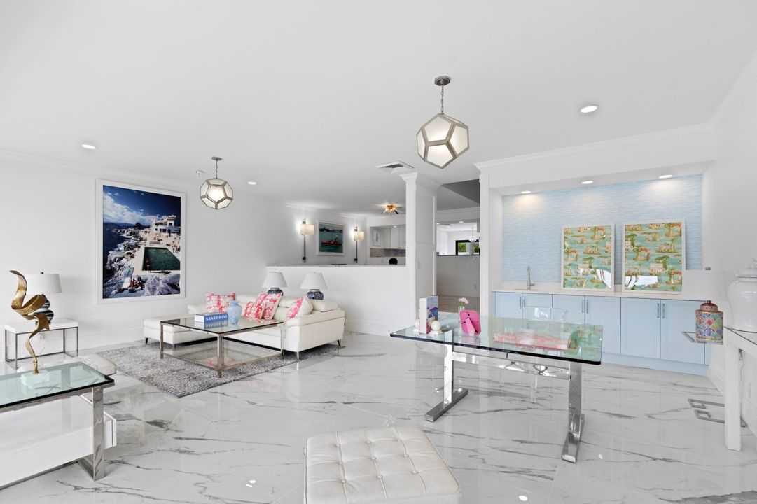 For Sale: $989,000 (3 beds, 3 baths, 2519 Square Feet)