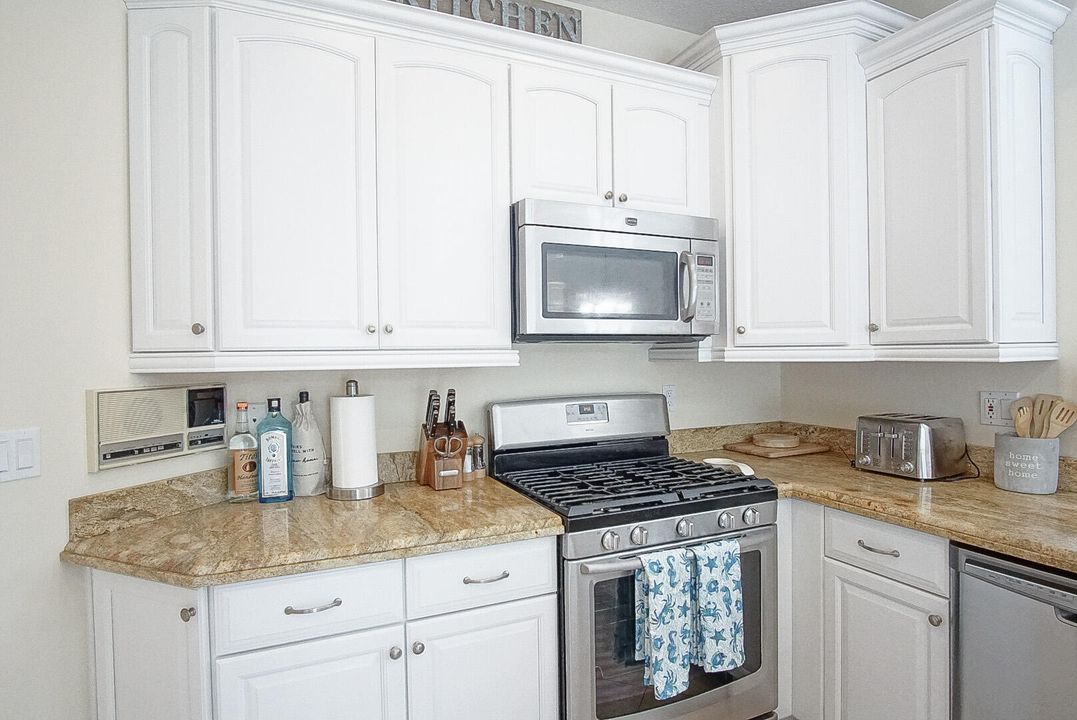 En Renta: $12,500 (3 camas, 2 baños, 2146 Pies cuadrados)