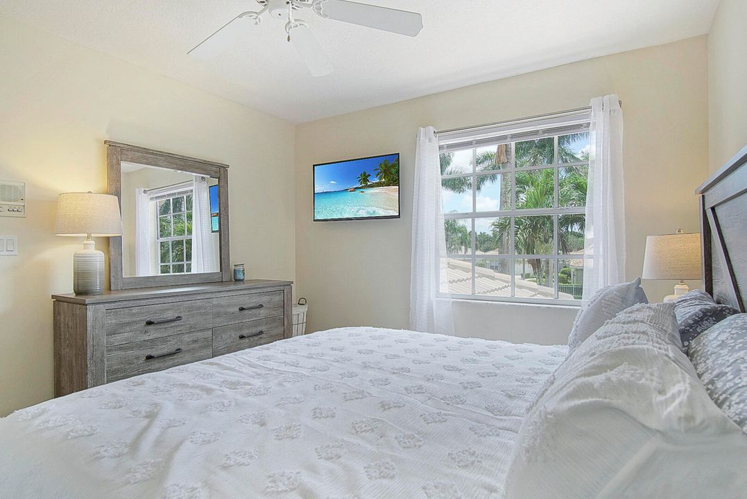 En Renta: $12,500 (3 camas, 2 baños, 2146 Pies cuadrados)