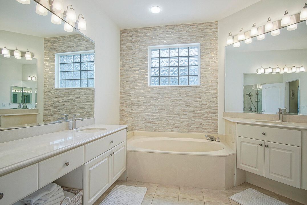 En Renta: $12,500 (3 camas, 2 baños, 2146 Pies cuadrados)