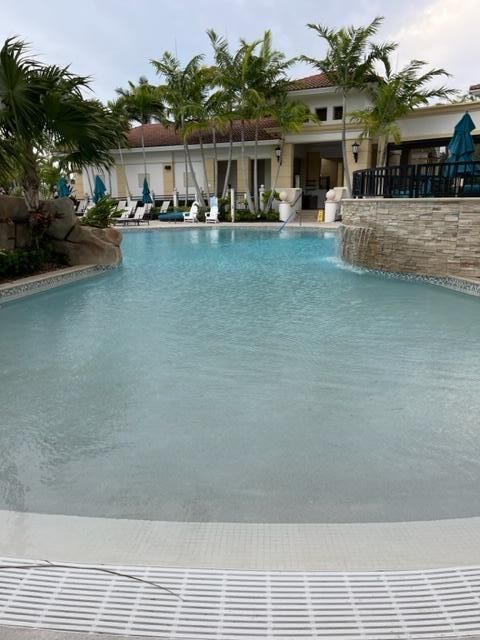 En Renta: $12,500 (3 camas, 2 baños, 2146 Pies cuadrados)