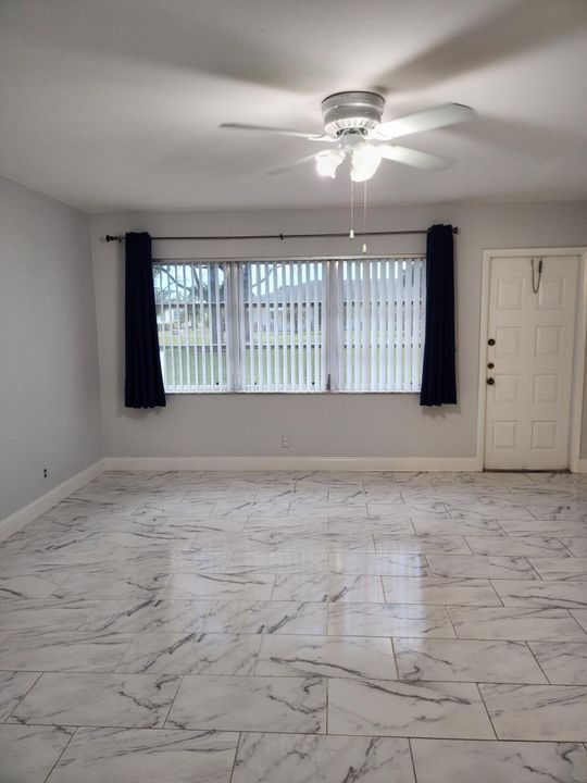 For Rent: $1,750 (1 beds, 2 baths, 1068 Square Feet)