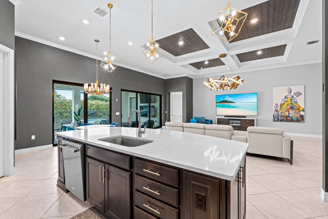 For Sale: $950,000 (3 beds, 3 baths, 2851 Square Feet)