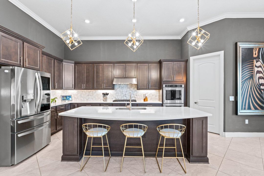 For Sale: $950,000 (3 beds, 3 baths, 2851 Square Feet)