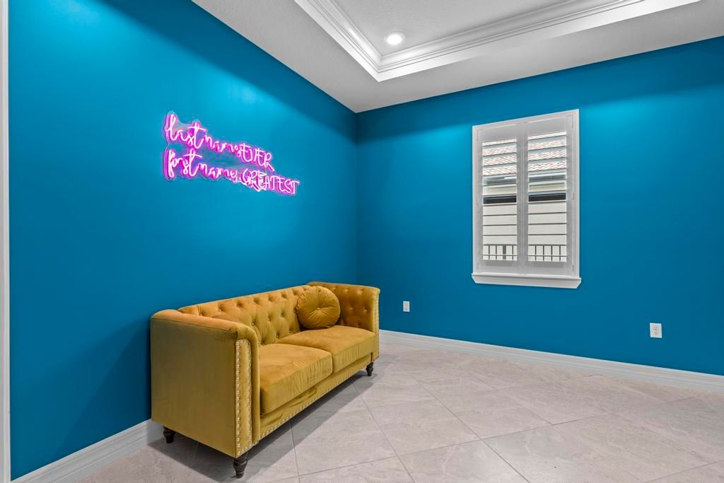 For Sale: $950,000 (3 beds, 3 baths, 2851 Square Feet)