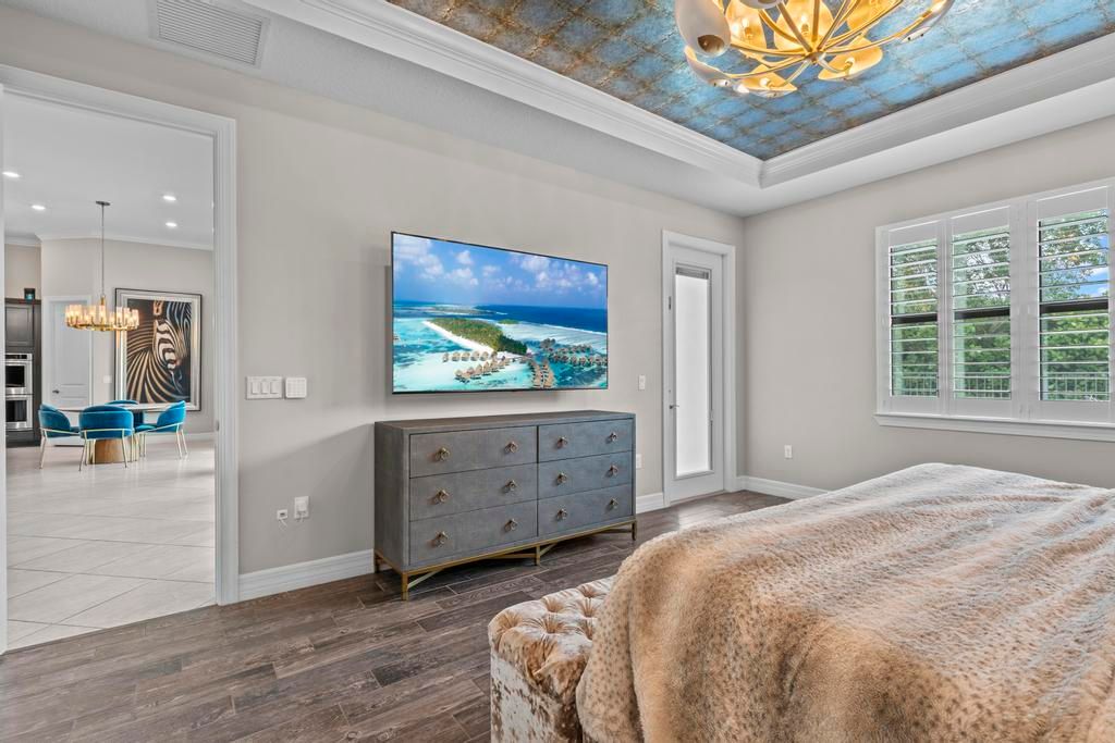 For Sale: $950,000 (3 beds, 3 baths, 2851 Square Feet)