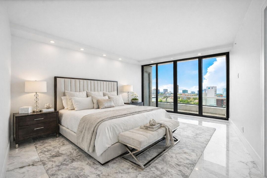 На продажу: $3,950,000 (3 спален, 2 ванн, 2091 Квадратных фут)