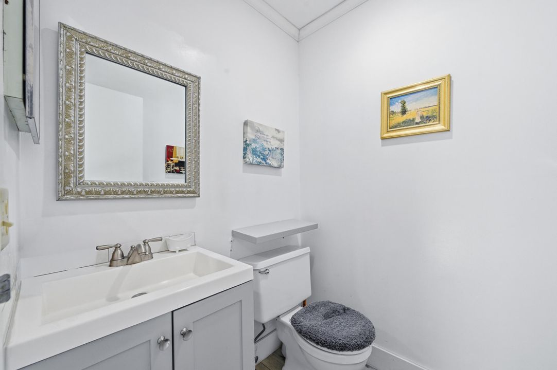 For Sale: $89,000 (1 beds, 1 baths, 720 Square Feet)