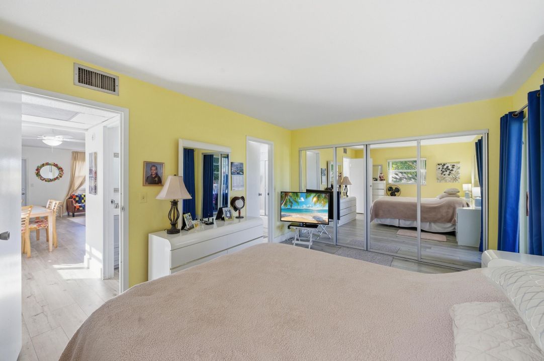 For Sale: $89,000 (1 beds, 1 baths, 720 Square Feet)